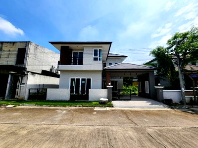 Houses for sale Bangkok : FOR SALE  HOUSE PROPERTY  12500000 BAHT.