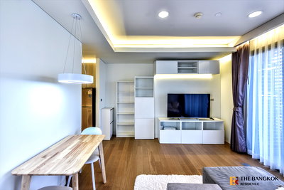 Condos for sale : 🔥🔥The Lumpini 24 Great Price, Prime Location, Don't Miss Out!!