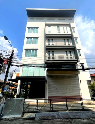 Home office for rent Suan Luang : 🏢 Home Office / Private Office Building for Rent – Rama 9 (Soi 43)
