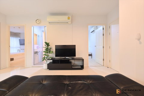🔥🔥Easy Start with a City Dweller Lifestyle Aspire Rama 9 near MRT Rama 9 Station