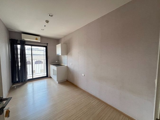 💖💖ปล่อยเช่า ห้องเปล่า คอนโด Plum Condo Pinklao Station /1 ห้องนอน ราคา 8,000 บาท/ สนใจสอบถามได้นะคะ Line ID = atfirm2010💖💖