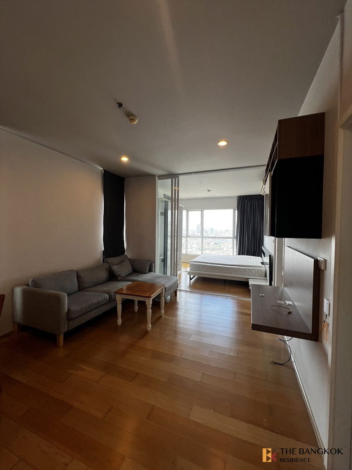 picture ๐ฅ๐ฅHive@Sathorn Surrounded by Facilities near BTS Krung Thonburi - 1/10