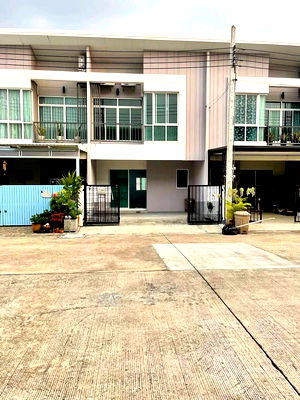 Townhouses for rent : 🏡 Townhome for rent City Sense Ramintra (Soi Phraya Suren 30)
