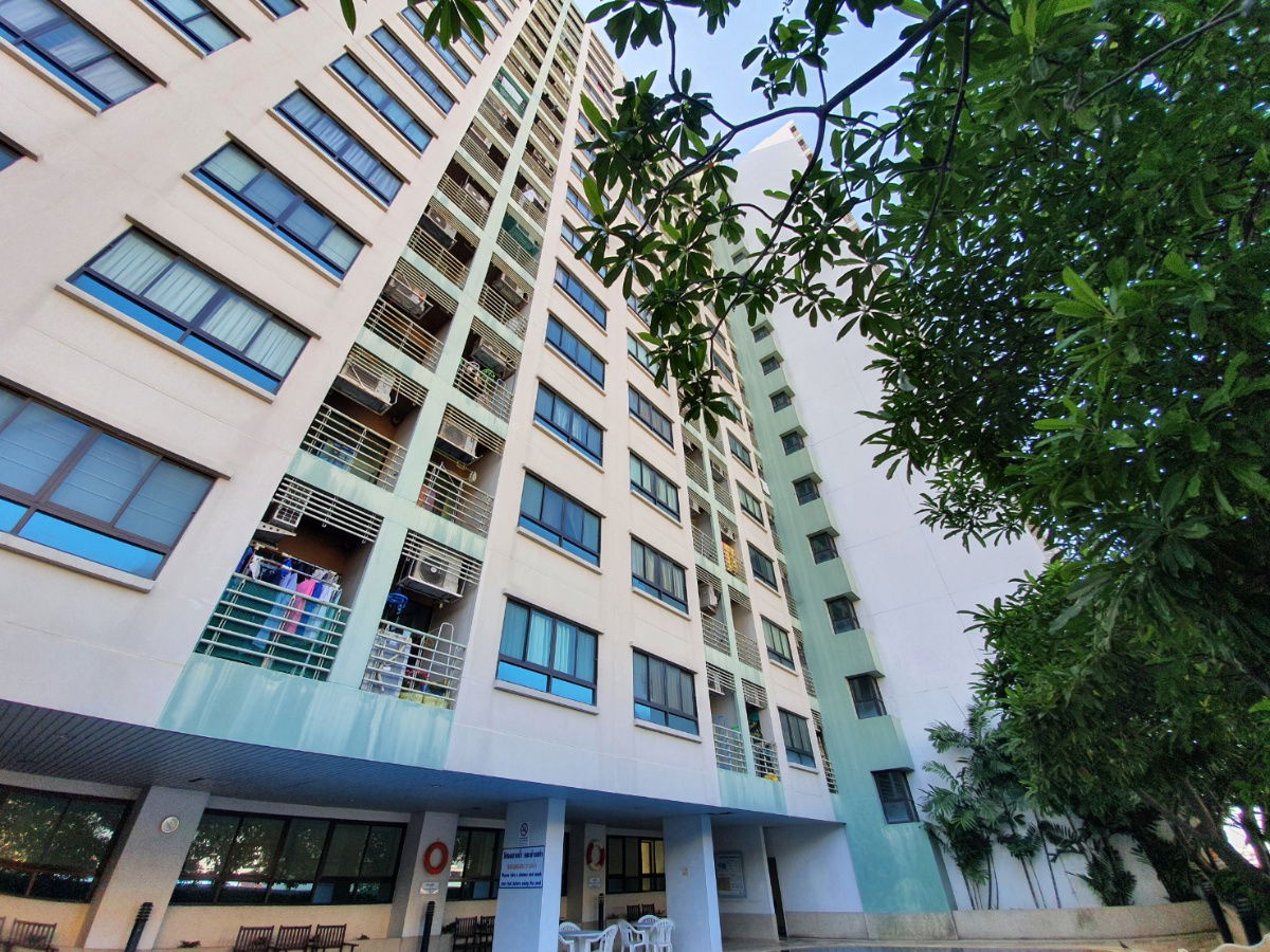 รูป ต่อรองราคาได้**ห้องว่างพร้อมอยู่**ให้เช่าคอนโด รีโนเวทใหม่ ปลี่ยนพื้นใหม่อย่างดี ทาสีใหม่ ห้องน้ำลงกระเบื้องใหม่ลุมพินี เพลส ปิ่นเกล้า 1 ห้องใหญ่มากๆ - รูปที่ 12/33