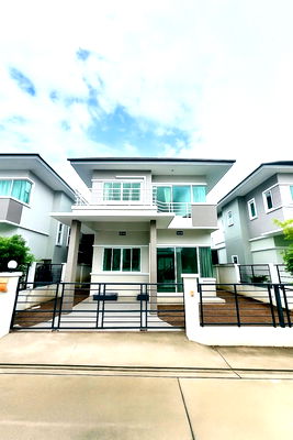 เช่าบ้านเดี่ยว ม.เกษตรศาสตร์ ศรีราชา : 🏡 ให้เช่าบ้านเดี่ยวหลังใหญ่ ใกล้นิคมอีสเทิร์นซีบอร์ด — พร้อมอยู่! ราคาเช่า 25,000 บาท