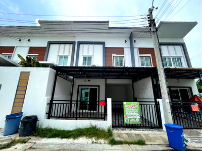 ทาวน์โฮม ตลาดสตาร์ไนท์บาซ่าร์ ระยอง : BG 4875 : นอกโครงการเมืองระยอง