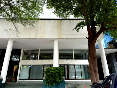 อาคารพาณิชย์ให้เช่า : ปล่อยเซ้งอาคารพาณิชย์ RCA ทำเลดีที่สุด ห้องมุม2คูหา พื้นที่รวม 600 ตรม 4.5 ชั้น