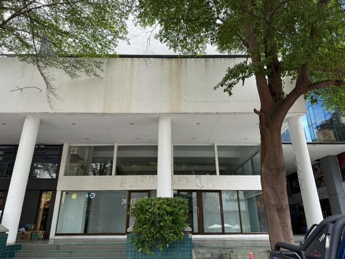 ปล่อยเซ้งอาคารพาณิชย์ RCA ทำเลดีที่สุด ห้องมุม2คูหา พื้นที่รวม 600 ตรม 4.5 ชั้น