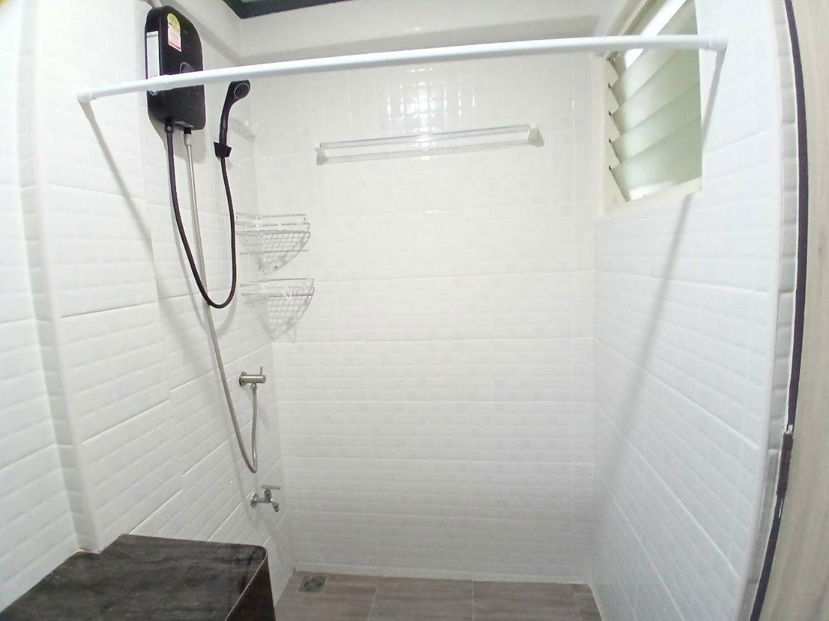 รูป ให้เช่าทาวน์เฮาส์ สัมมากร รามคำแหง 112 โทร 0999983897 - รูปที่ 10/35