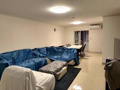 คอนโดให้เช่า : ขาย  ห้องคอนโด กว้าง 2 ห้องนอน ที่ คอนโด NS Tower Bangna, ติดห้าง Central บางนา