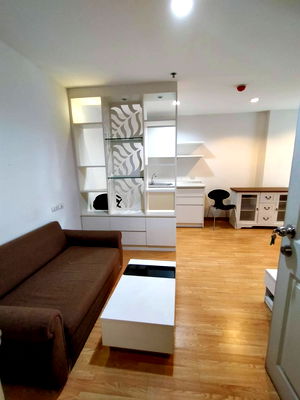 คอนโดให้เช่า : 💖💖 ให้เช่า!! คอนโด The Trust Residence Pinklao/ 1 ห้องนอน ขนาด 35 ตรม ราคา 8,500 บาท/ สนใจสอบถามได้นะคะ Line ID = atfirm2010💖💖 