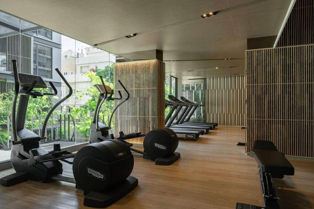 picture Code: KJ9512 for rent LLOYD Soonvijai - Thonglor // Line ID: @kjcondo (with @) // - 9/17