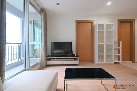 🔥🔥RHYTHM Ratchada-Huaikhwang near MRT Huai Khwang Station Room available, ready to move in