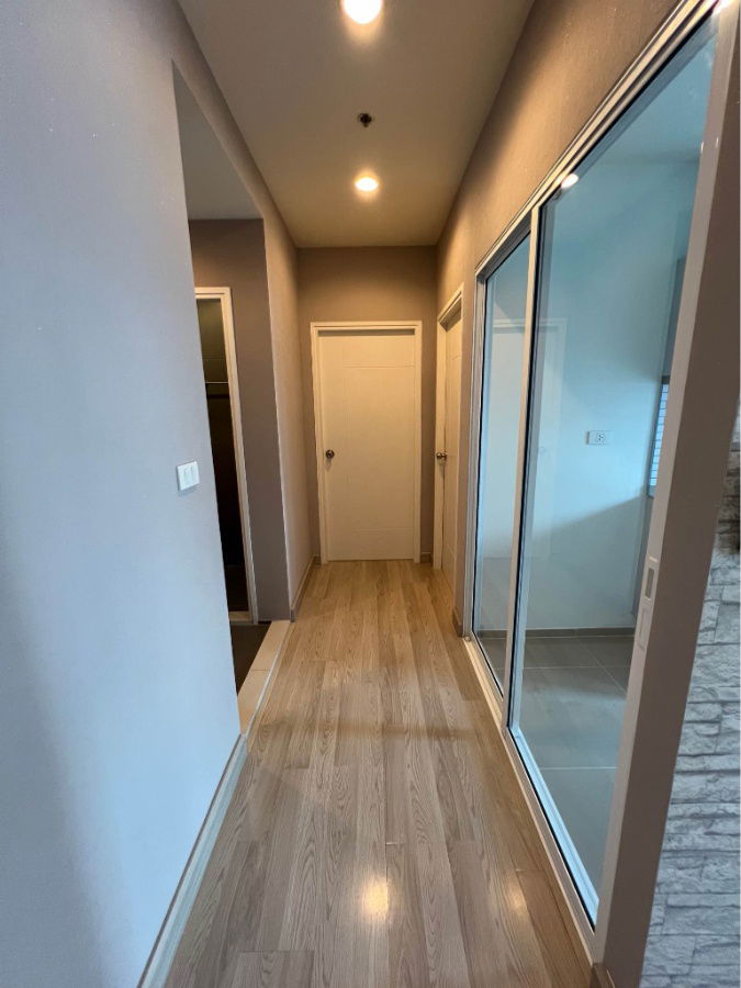 picture MRT Huai Khwang 190 m Price  30,000 Baht Condo Centric Ratchada - Huai khwang ( Rental ) - 9/24