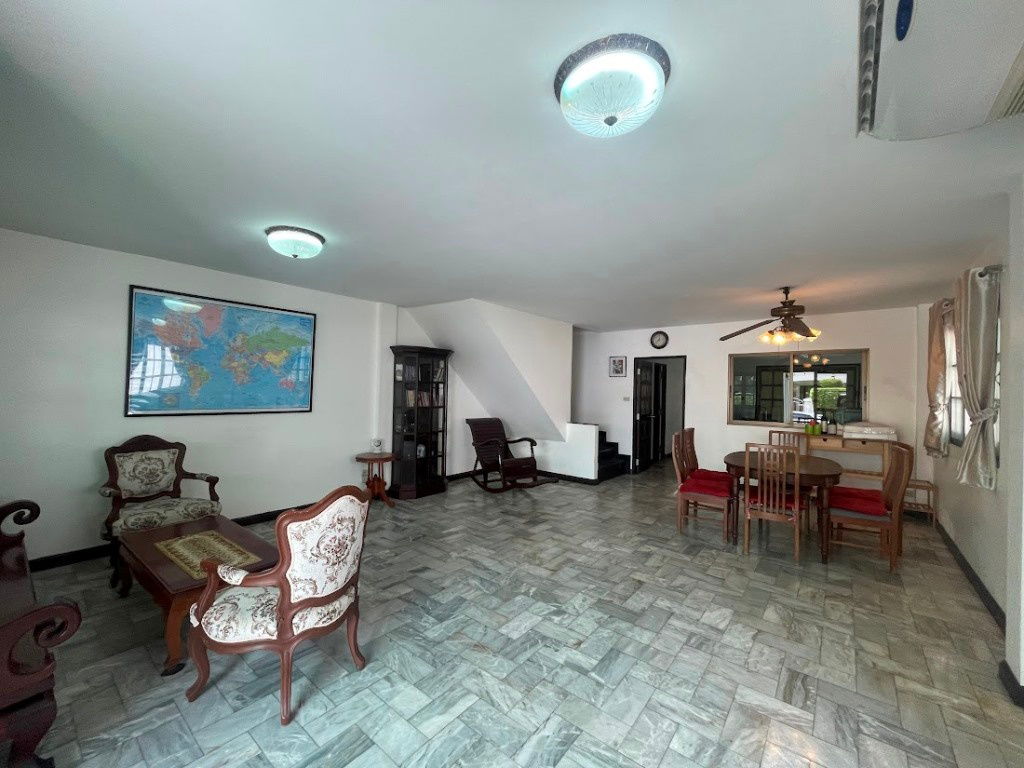 picture Townhouse 3 beds in storage, washing machine  5-10min walk BTS On Nut  - 23/27