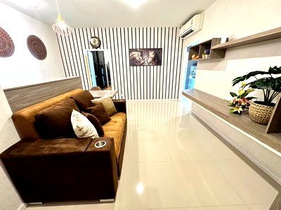 ขายคอนโด : ขายซีฮิลล์คอนโด(ศรีราชา) ชั้น8 ตึกC วิวทะเล+ภูเขา ติดถ.สุขุมวิท เดินทางสะดวก ใกล้ห้าง ใกล้รพ. ใกล้รร. ใกล้นิคมฯแหลมฉบัง 