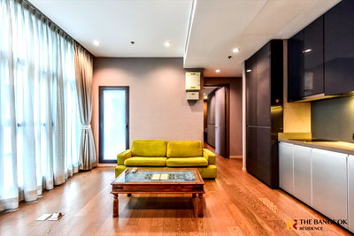 Condos for sale : 🔥🔥The Diplomat Sathorn Special Unit, Great Value near BTS Surasak