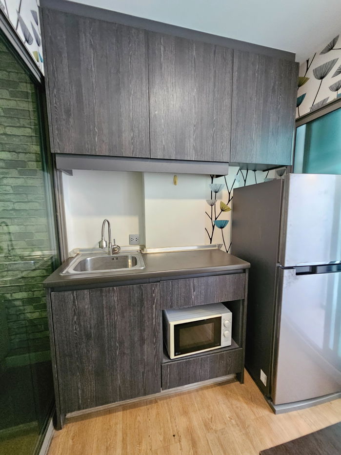 รูป เอสต้า ใกล้รถไฟฟ้าบีทีเอสสายหยุด ติดต่อเช่าฟ้า โทร 0658309884 ไลน์ไอดี @condo55 - รูปที่ 7/14