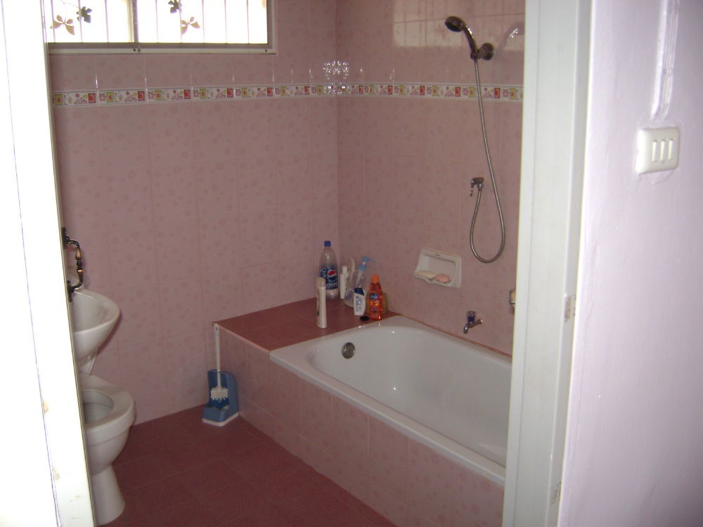 รูป บ้านเดี่ยว 2 ชั้นขนาดใหญ่ หมู่บ้านพรธิสาร 6 คลอง 7 ปทุมธานี ซอย5 อยู่ต้นซอย  พื้นที่ 55 ตรว.  - รูปที่ 10/22