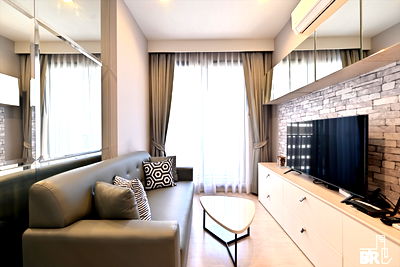 Condos for sale : 🔥🔥Location Near Employment, Surrounded by Lifestyles M Thonglor 10