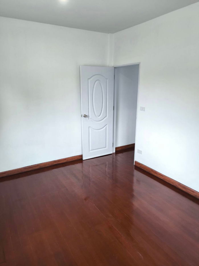 รูป บ้านใกล้รถไฟฟ้า รีโนเวทใหม่ รามอินทรา8 - รูปที่ 9/12