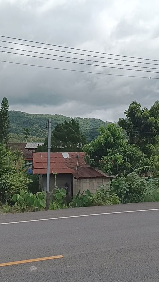 รูป ที่ดินติดถนนหลัก โป่งพระบาท ไฟฟ้า ประปาพร้อมใช้ - รูปที่ 4/8