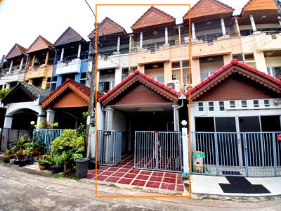 Townhouses for rent : Townhouse for rent, Sammakorn Ramkhamhaeng 112, call 0999983897.