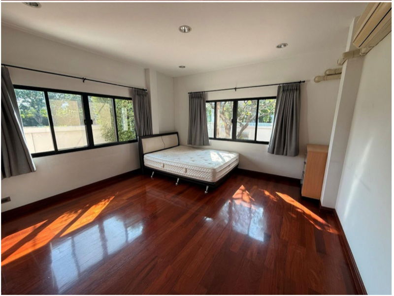 รูป 🏠ให้เช่า Pool Villa บ้านหลังใหญ่พร้อมสวน ปัญญา พัฒนาการ ที่ดิน 210 วา 4 ห้องนอน - รูปที่ 15/19