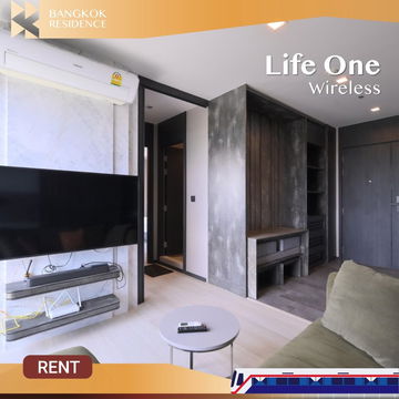 Life One Wireless 💖 High floor, garden view, fully furnished corner unit 🌟 Near BTS Phloen Chit 