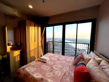 คอนโดให้เช่า : The Politan Rive ห้องสวย ราคาดี สอบถามเพิ่มเติมได้ที่ Line @condorental