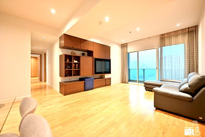 Condos for sale : 🔥🔥Millennium Residence  Location Near Employment, Surrounded by Lifestyles