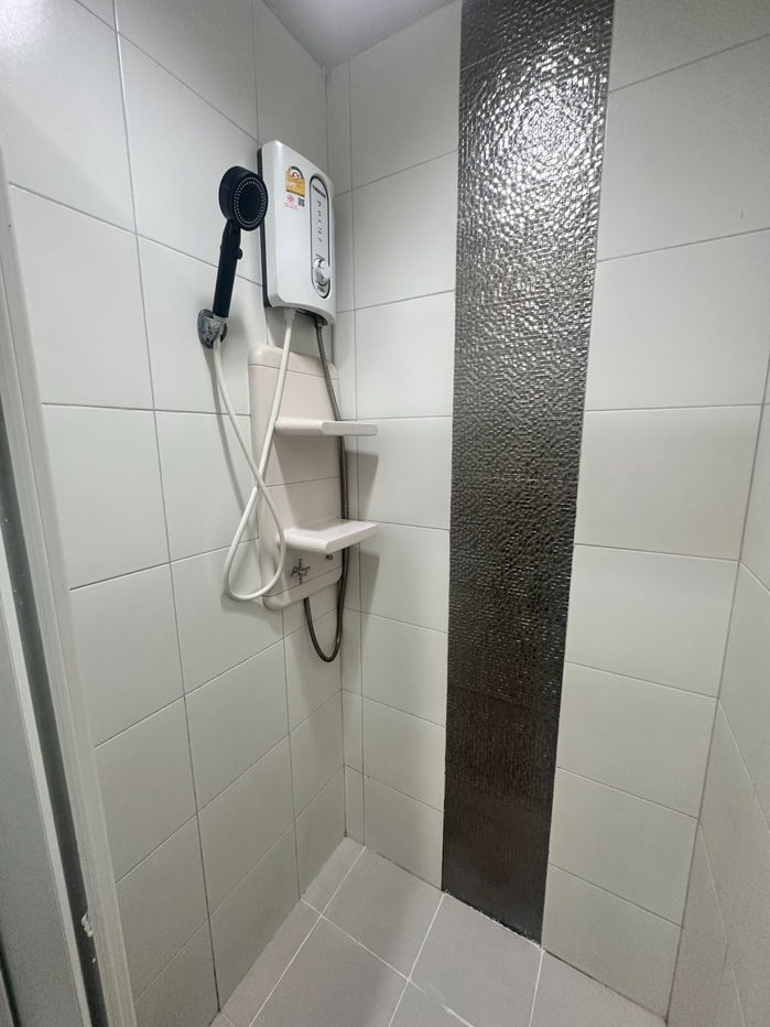 picture Aspire Ngamwongwan Aspire Ngamwongwan - 8/10