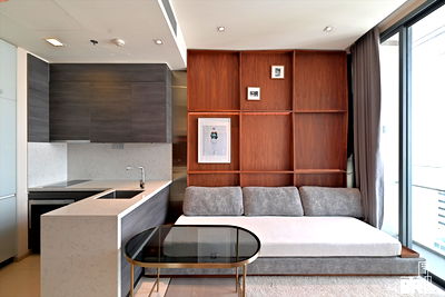 Condos for sale : 🔥🔥The Esse Asoke  Comfortable and Ready to Move-in