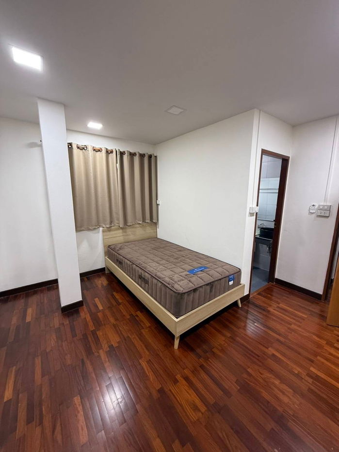 รูป 🏡 ให้เช่าบ้านเดี่ยว / โฮมออฟฟิศ 2 ชั้น – ทำเลทอง ใจกลางลาดพร้าว - รูปที่ 8/22