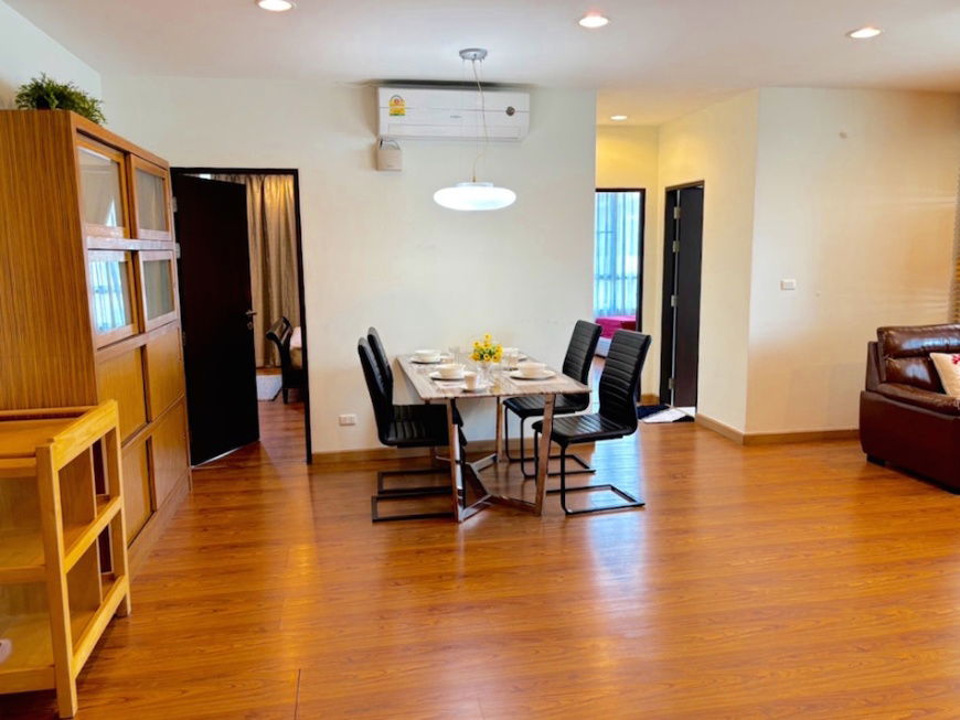 รูป ขายคอนโดดิ แอดเดรส สุขุมวิท42 ขนาด 2 ห้องนอน ห้องมุม ใกล้ BTS เอกมัย เพียง 200 เมตร! - รูปที่ 2/15