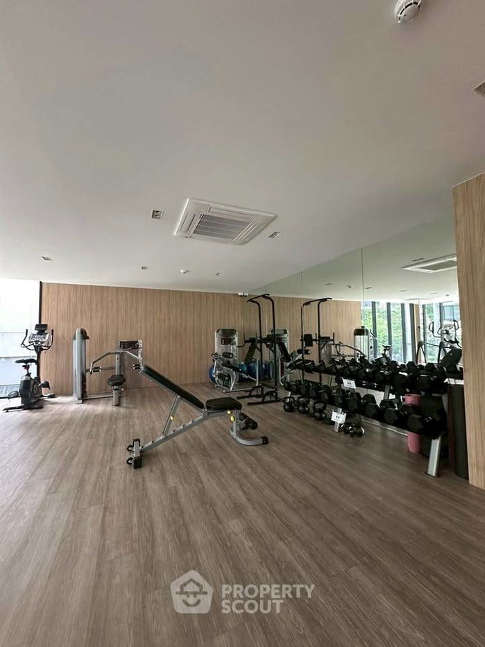 picture Studio Condo at Noble Ambience Sukhumvit 42 near BTS Ekkamai (ID 2383130) - 3/12