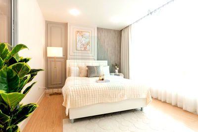 Condos for sale MRT Huai Khwang : For Sell Condo ZENITH PLACE AT HUAY KWANG Building 1, Floor 3,2 bed room, Room size 41 sqm