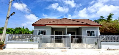 ทาวน์โฮม บางแสน : บ้านเพิ่มทรัพย์ จตุจักร - บางแสน