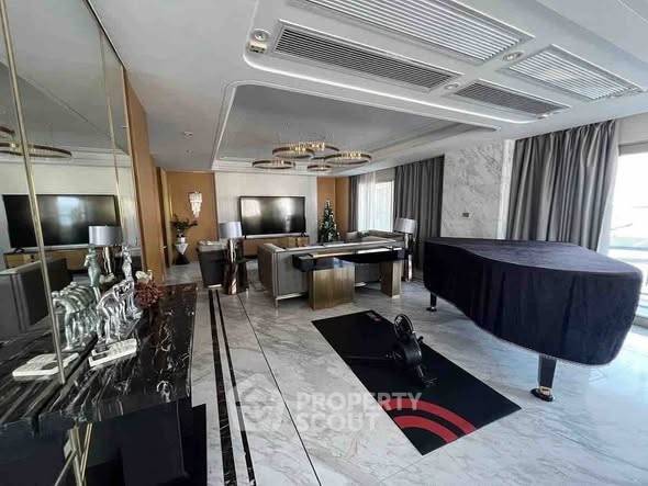 picture 3-BR Condo at Le Raffine Sukhumvit 24 Condominium near BTS Phrom Phong (ID 2393727) - 3/17