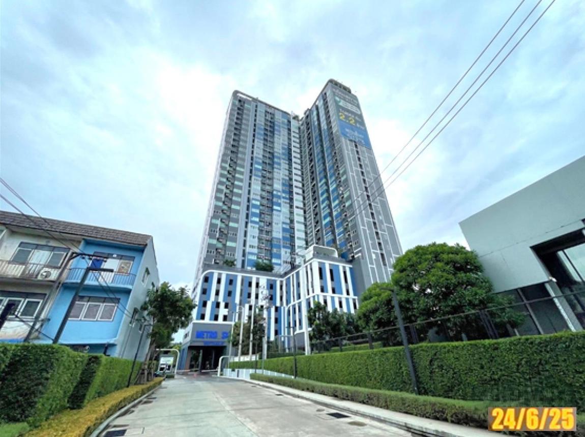 picture CONDO Studio, 22.05 Square Wah for sale at CONDO for sale Talat Plu Thon Buri Bangkok - 19/24