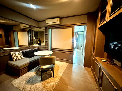 Condos for rent Esplanade Ratchadapisek  : One bedroom 33 SQM A Space ID Asoke-Rachada 