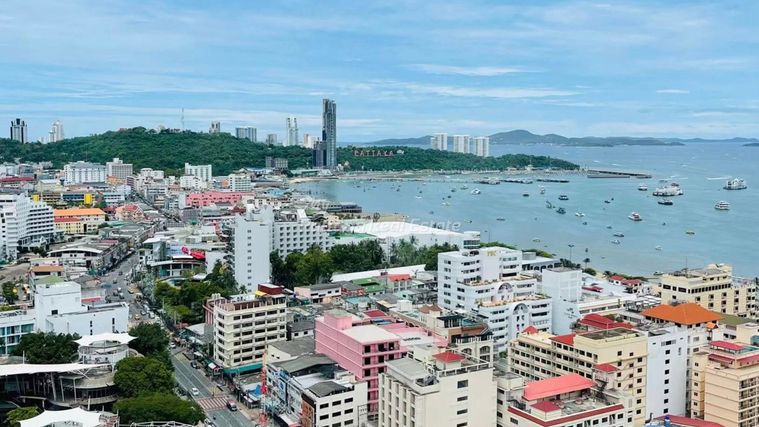 🛏️ 1 ห้องนอน - 🛁 1 ห้องน้ำ - 🏙️ Sea View - 🌏 ชื่อชาวต่างชาติ - 🏢 Edge Central Pattaya - รหัส: EDGE15