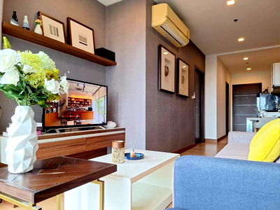 คอนโดให้เช่า : For rent Condo The Astra Chiang Mai-Chang Klan, Building A, short-term and long-term rental | Shangri-La Hotel view, 7th floor,price 23,000 baht/month