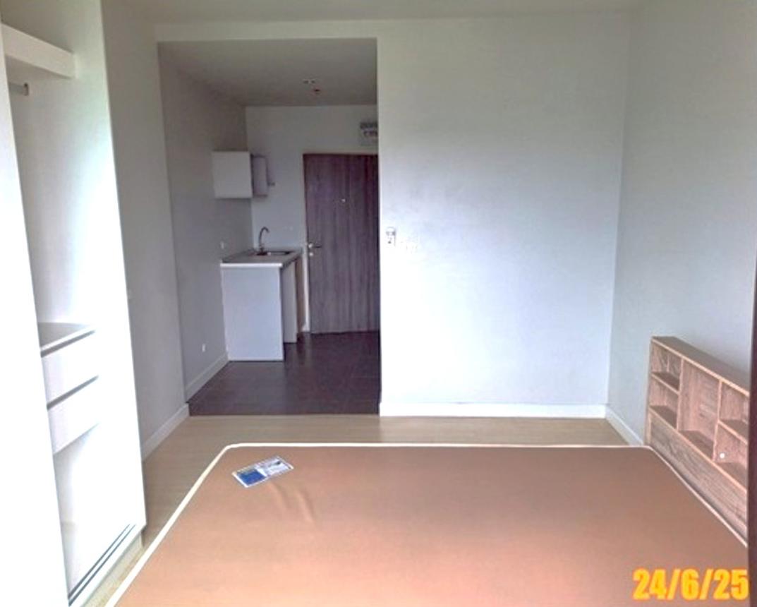 picture CONDO Studio, 22.05 Square Wah for sale at CONDO for sale Talat Plu Thon Buri Bangkok - 12/24