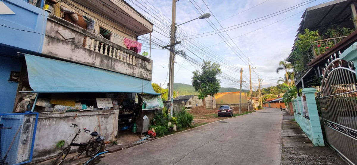 รูป หมู่บ้าน ซอยบ้านไร่ดินแดง ซอย 9 (ศรีราชา-บางพระ ชลบุรี) - รูปที่ 5/22