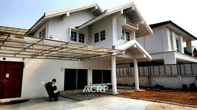 Houses for sale Chandrakasem Rajabhat University : For Sale! Land with 2-storey house, Lert Ubon 3 Village, Lat Phrao Wang Hin, Chok Chai 4