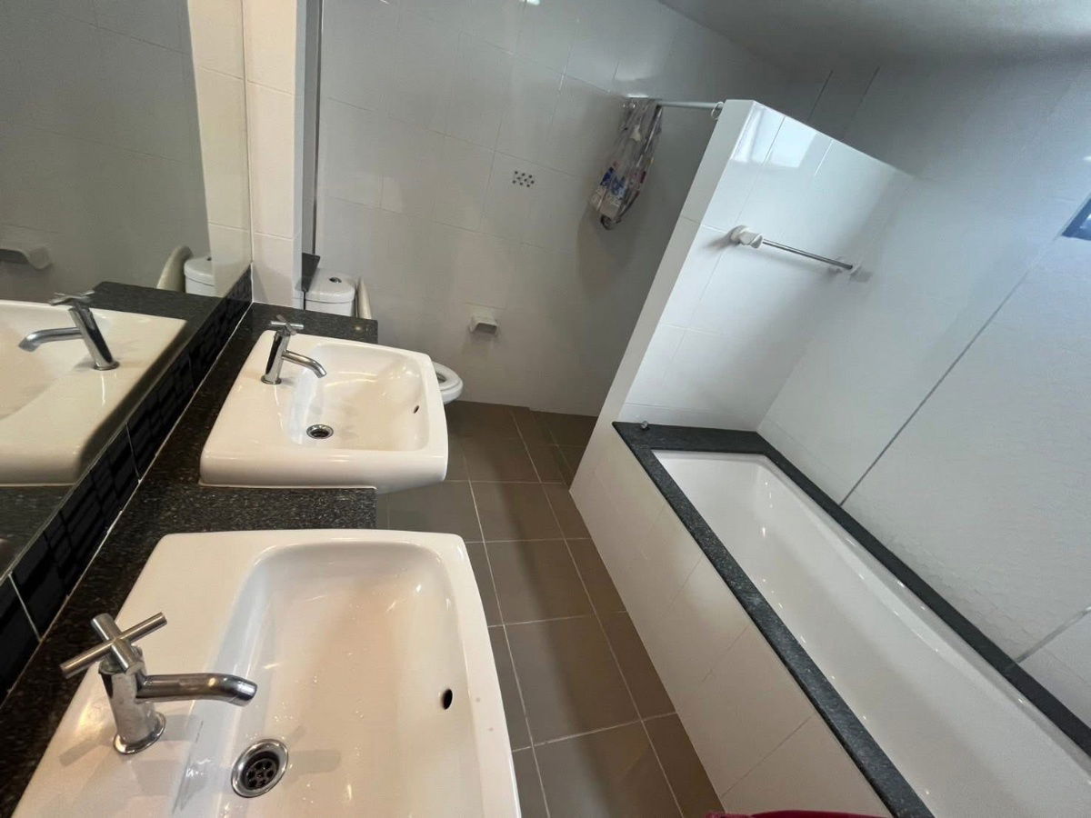 รูป 🏡✨ให้เช่า ทาวน์โฮม 3 ชั้น โครงการ ทรีโอ ร่มเกล้า 2 ห้องนอน 3 ห้องน้ำ บ้านสวยสภาพดี พร้อมอยู่เหมาะอยู่อาศัยหรือทำโฮมออฟฟิศ - รูปที่ 10/14