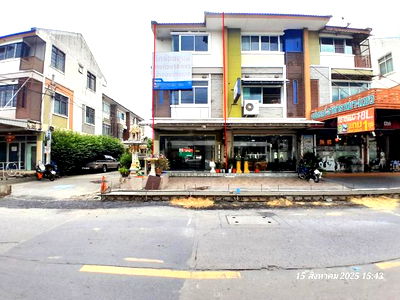 ทาวน์โฮม รร.สายอักษร : ทาวน์เฮ้าส์ สำหรับขาย - ท่าแร้ง เขตบางเขน กรุงเทพมหานคร