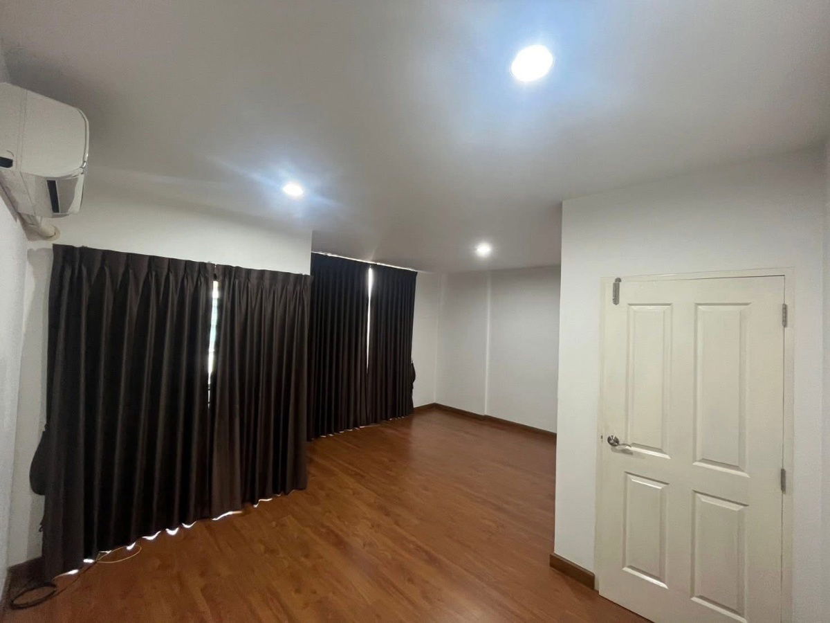 รูป 🏡✨ให้เช่า ทาวน์โฮม 3 ชั้น โครงการ ทรีโอ ร่มเกล้า 2 ห้องนอน 3 ห้องน้ำ บ้านสวยสภาพดี พร้อมอยู่เหมาะอยู่อาศัยหรือทำโฮมออฟฟิศ - รูปที่ 8/14