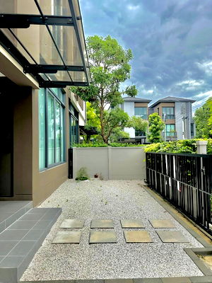 Houses for rent :  House for rent Baan Klang Muang The Edition Sukhumvit-On Nut